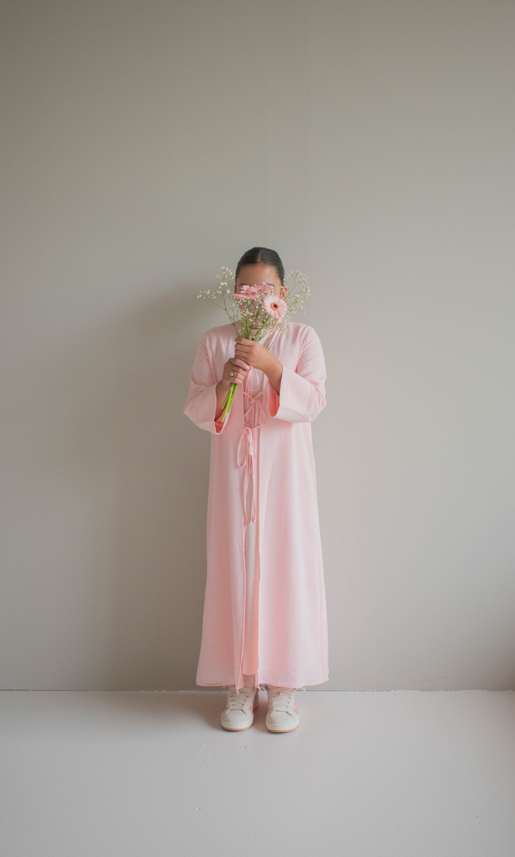 Nana Pastel Pink Abaya met striksluiting