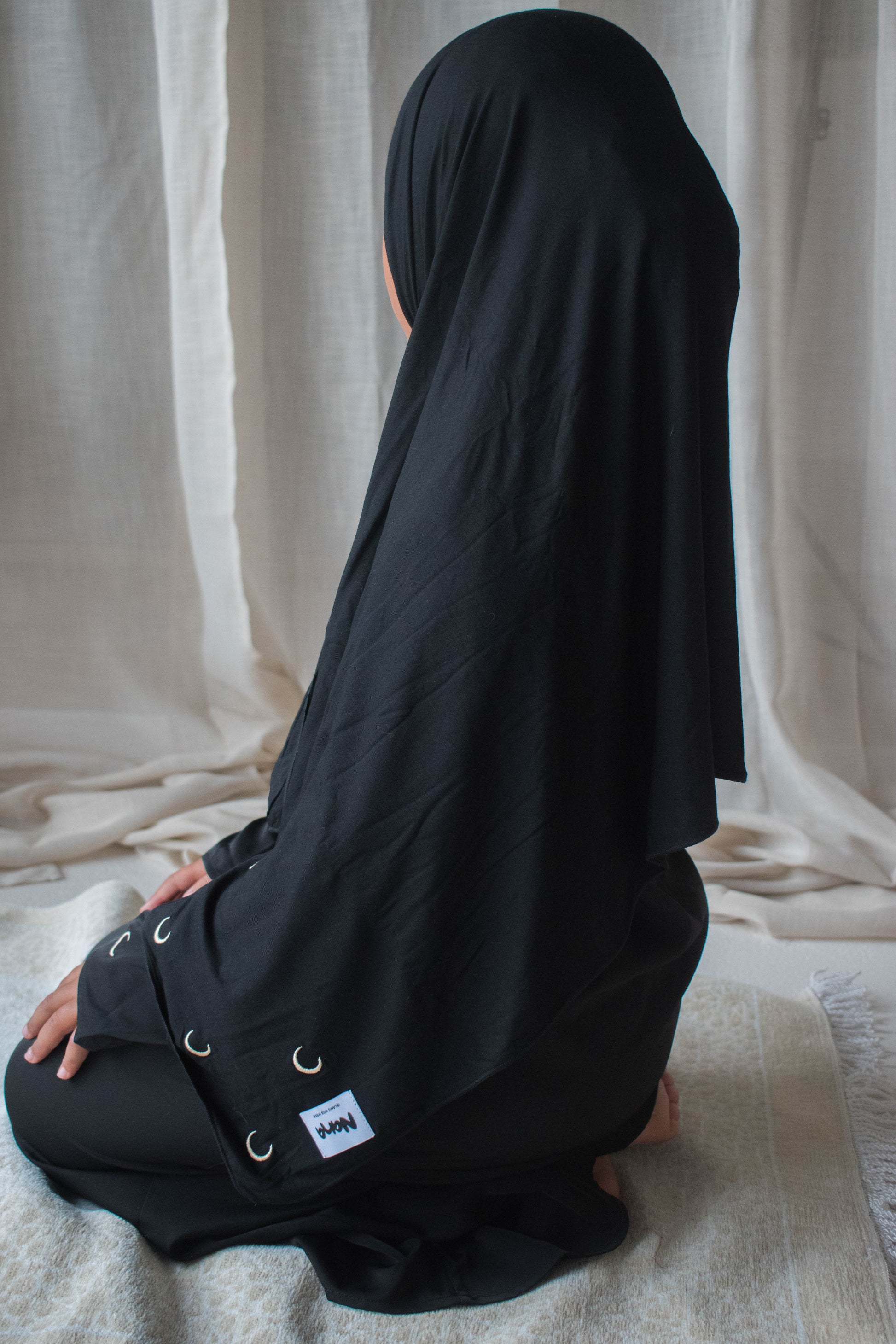 Prayer Set 3-Delig – Moon Dress + Moon Hijab + Abaya (Midnight)