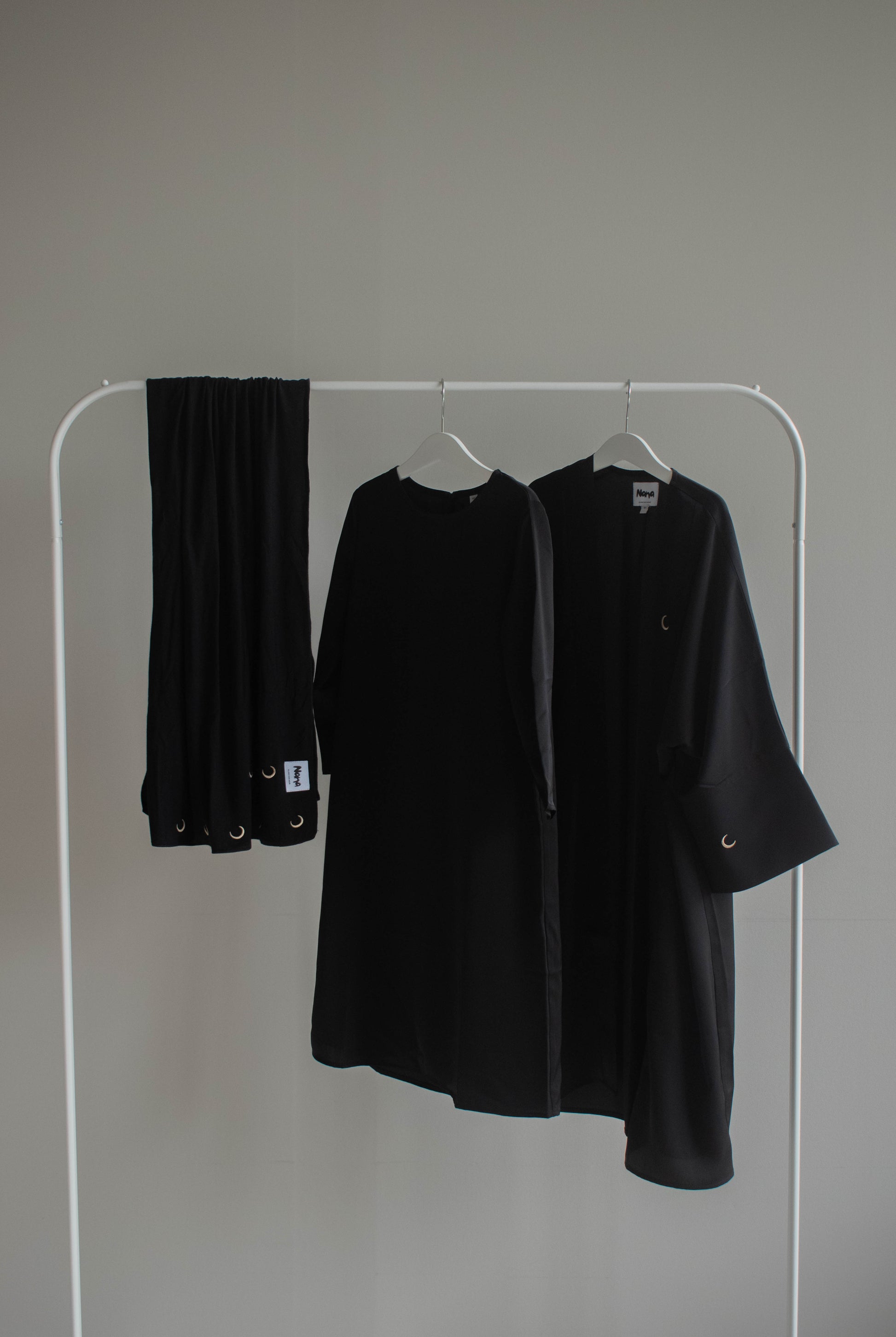 Prayer Set 3-Delig – Moon Dress + Moon Hijab + Abaya (Midnight)